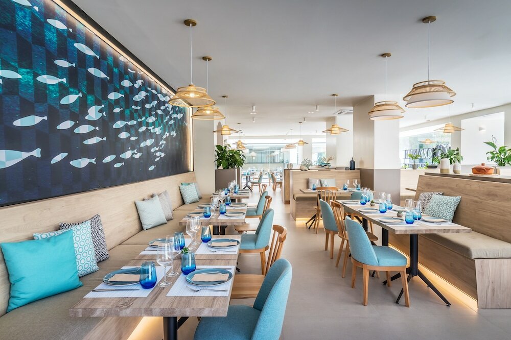 Фото Occidental Puerto Banús