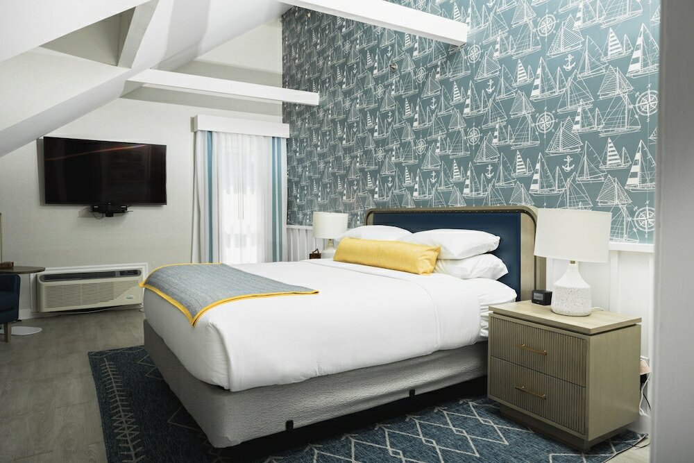 Фото Danfords Hotel and Marina