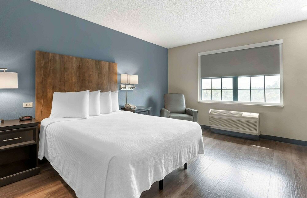 Фото Extended Stay America Premier Suites - Union City - Dyer St