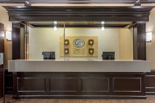 Гостиница Comfort Suites At Rivergate Mall