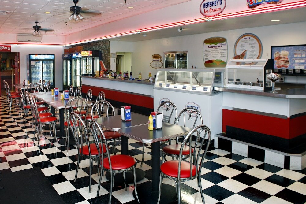 Фото Ramada by Wyndham Kissimmee Gateway