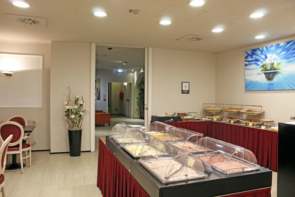 Фото iH Hotels Milano Ambasciatori