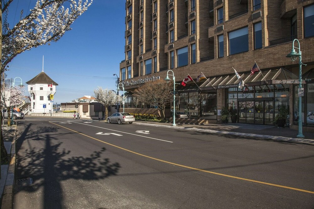 Фото Coast Bastion Hotel