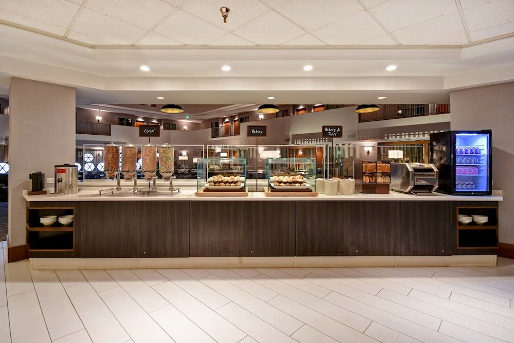 Фото Embassy Suites Omaha - Downtown/Old Market