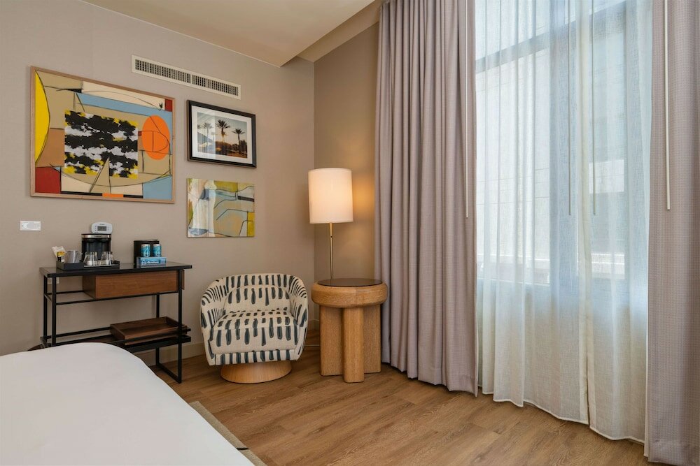 Фото Hilton San Diego Gaslamp Quarter