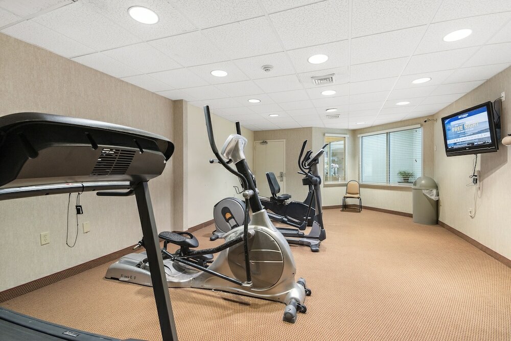 Фото Oyster Point Inn & Suites Newport News