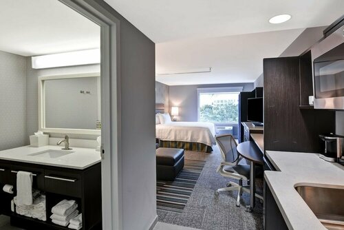Внешний вид отеля Home2 Suites by Hilton Miramar Ft. Lauderdale в Мирамаре, фото 3