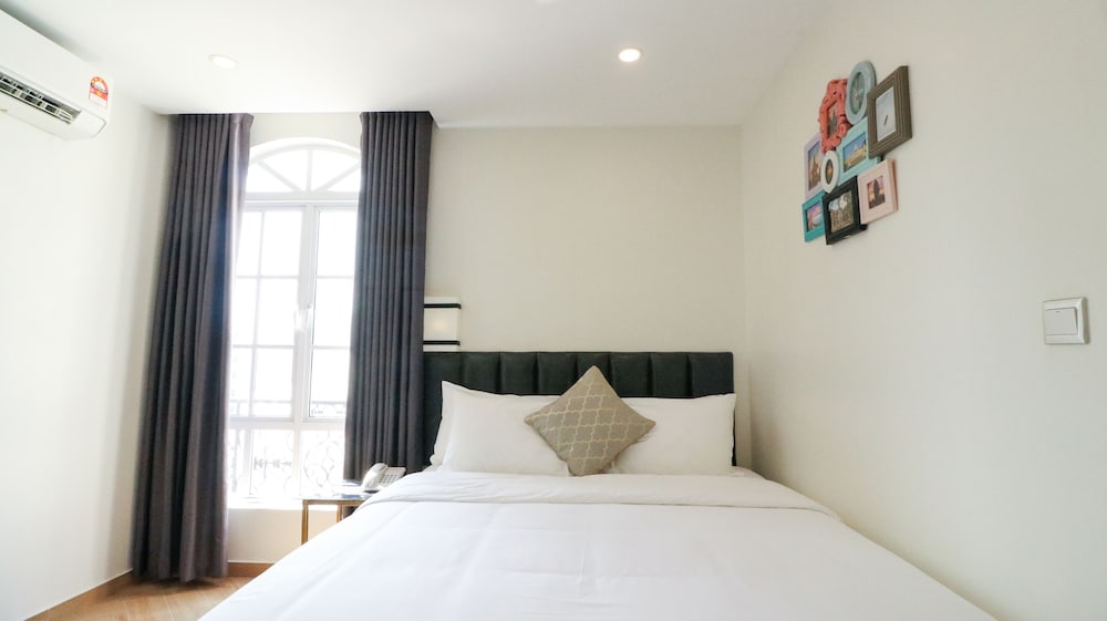 Фото Mettavary Hotel
