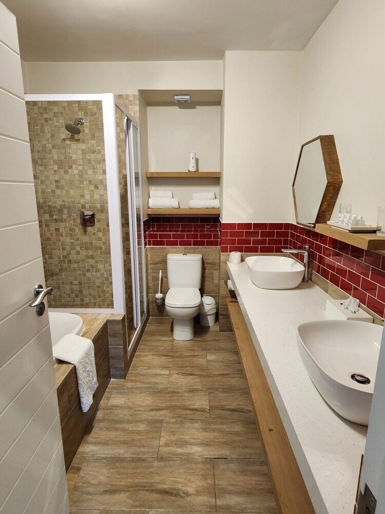 Фото Boulders Blue Bed and Breakfast