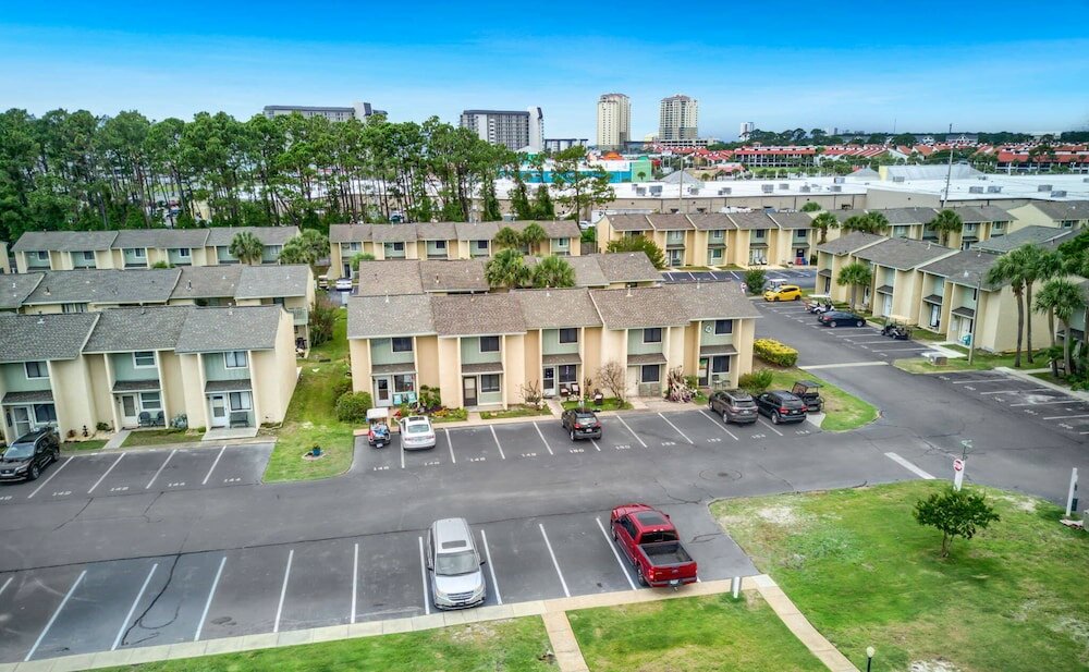 Фото White Sand Condo