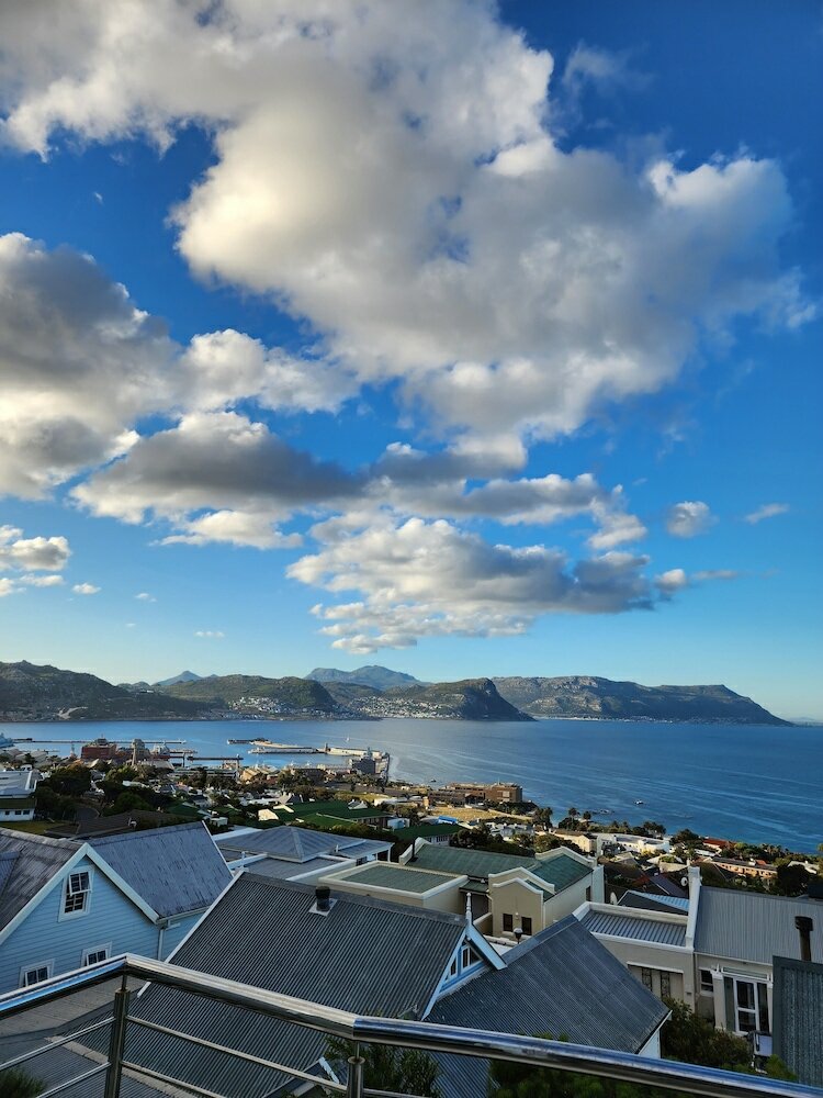 Фото Boulders Blue Bed and Breakfast
