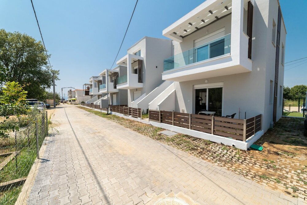 Фото Kleoniki & Irida Residential Complexes
