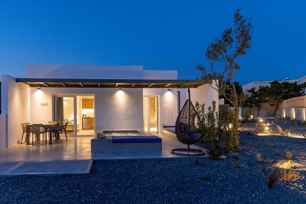 Фото White Holidays Project