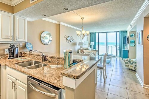 Гостиница Beautiful Myrtle Beach Condo w Ocean Views!