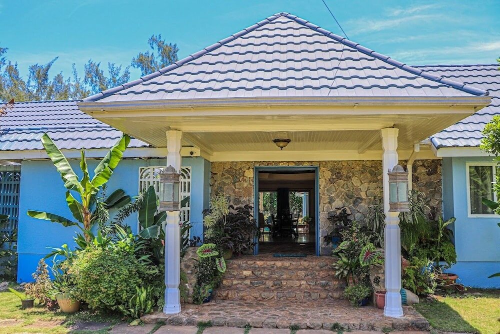 Фото Seven Palms Villa