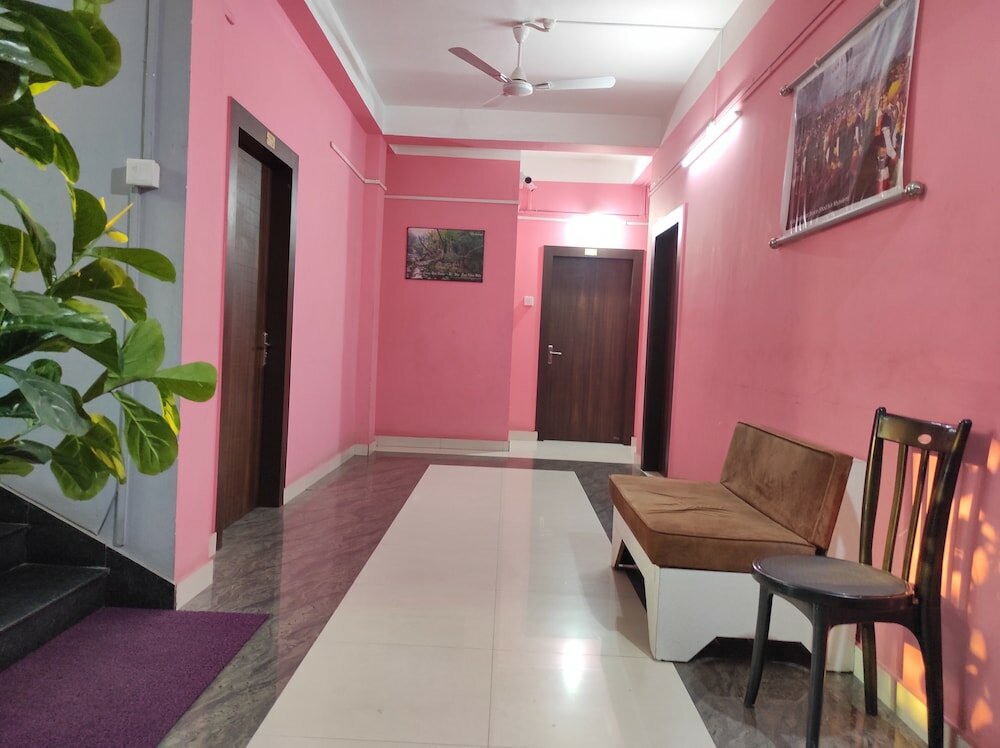 Фото Sawkmie Hotel