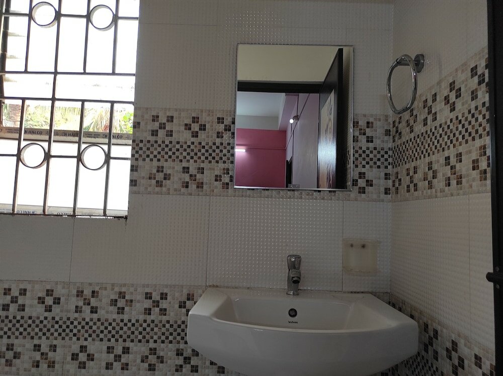 Фото Sawkmie Hotel