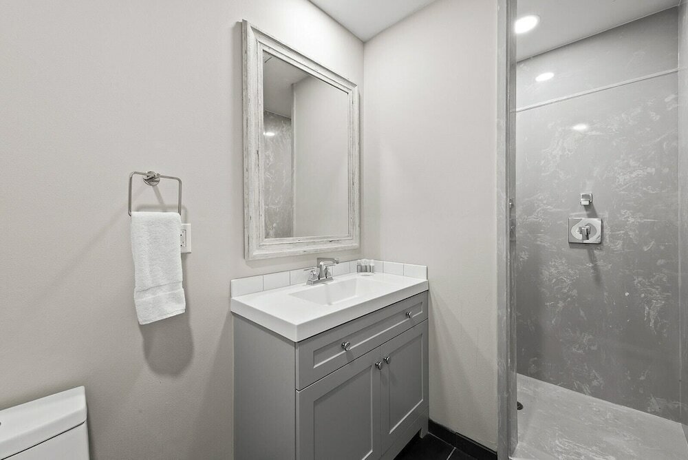 Фото Holy Angels Bywater Hotel and Residences