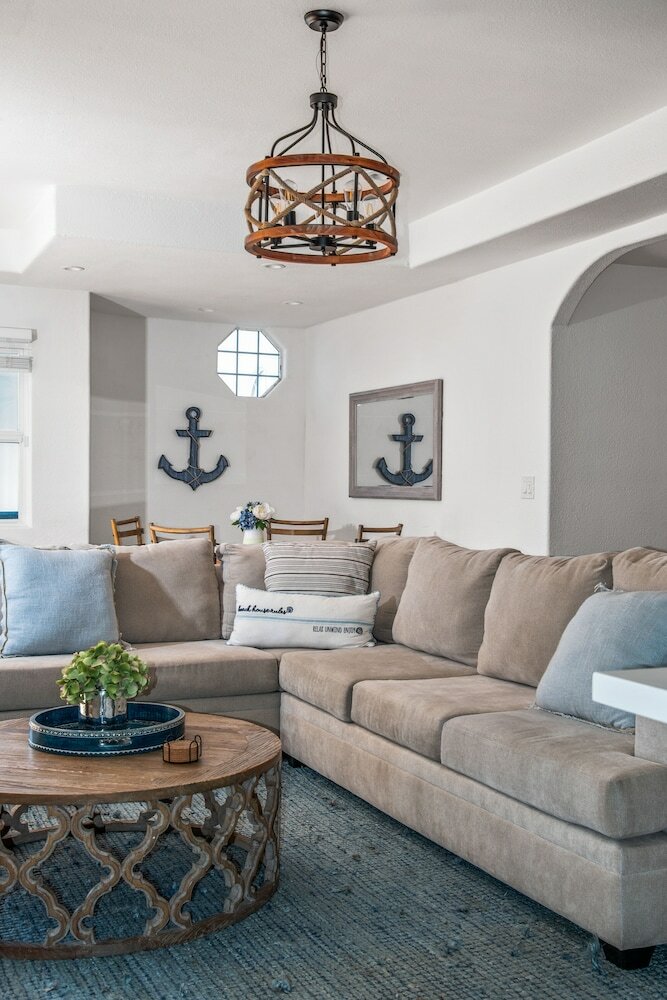 Фото Luxurious 6 Bed House in La Jolla - San Diego