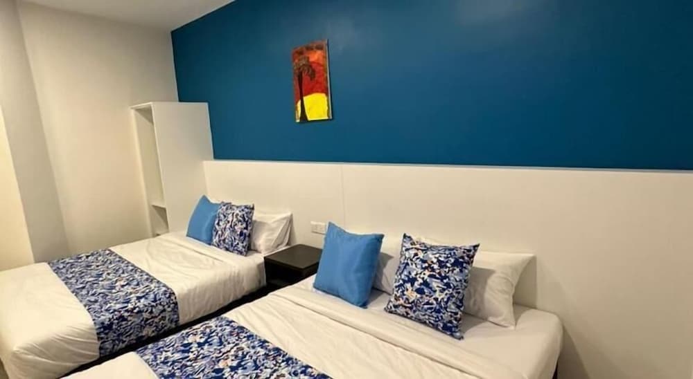 Фото Oyo 90832 Hotel Apsara Temerloh Gateway