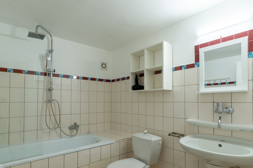 Фото Alpine Hostel Appartements