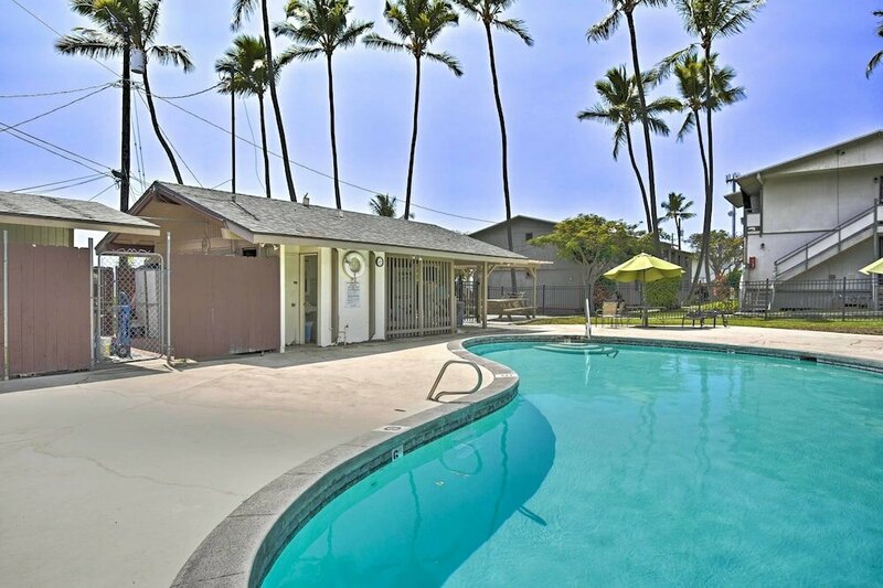 Гостиница Kona Kai Haven w Pool Access, Walk to Beach!