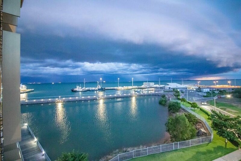 Гостиница New Zen at the Waterfront - Luxury Home в Дарвине
