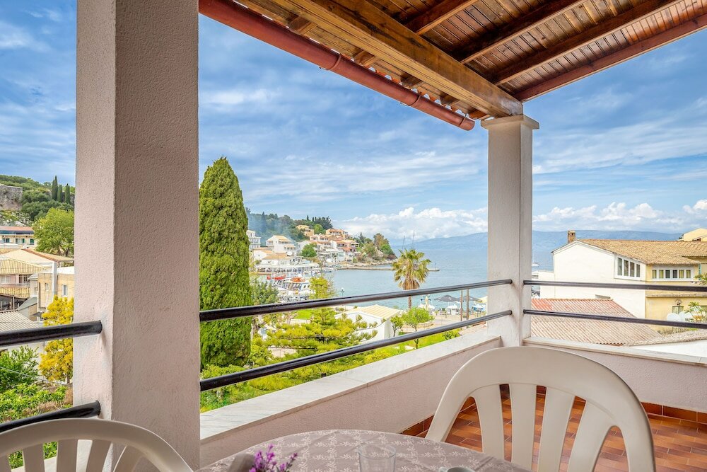 Фото Dany Apartments by Estia