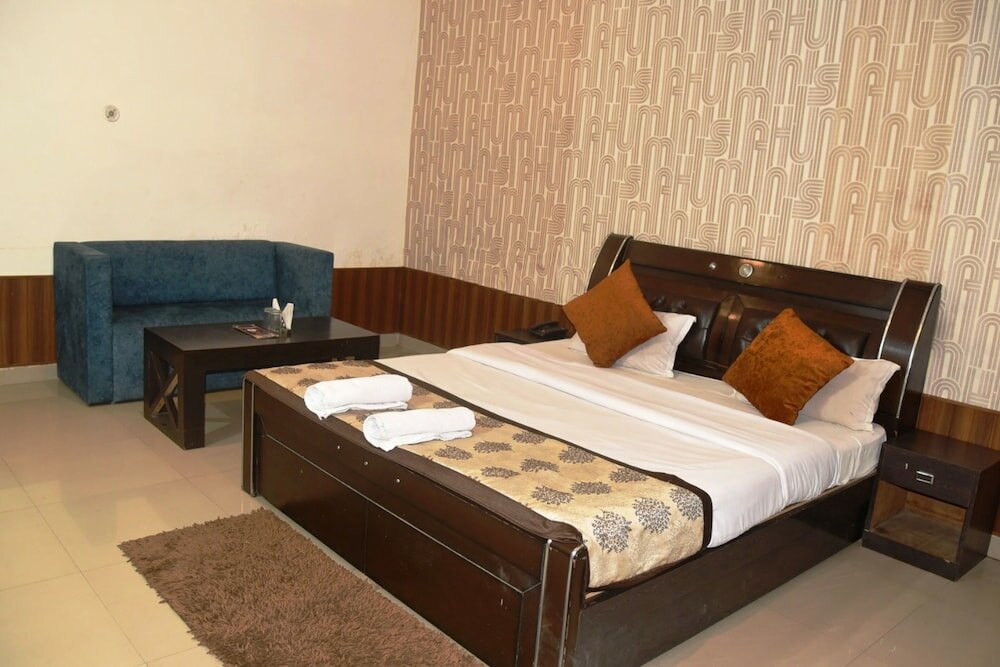 Фото Hotel Udika Palace