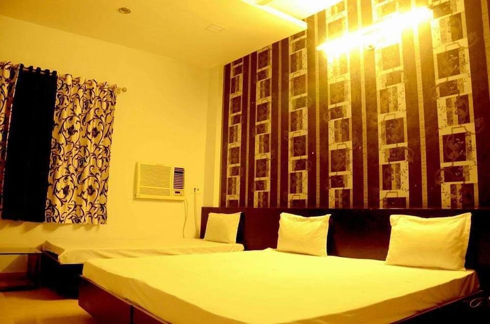 Фото Hotel Kanha Ujjain