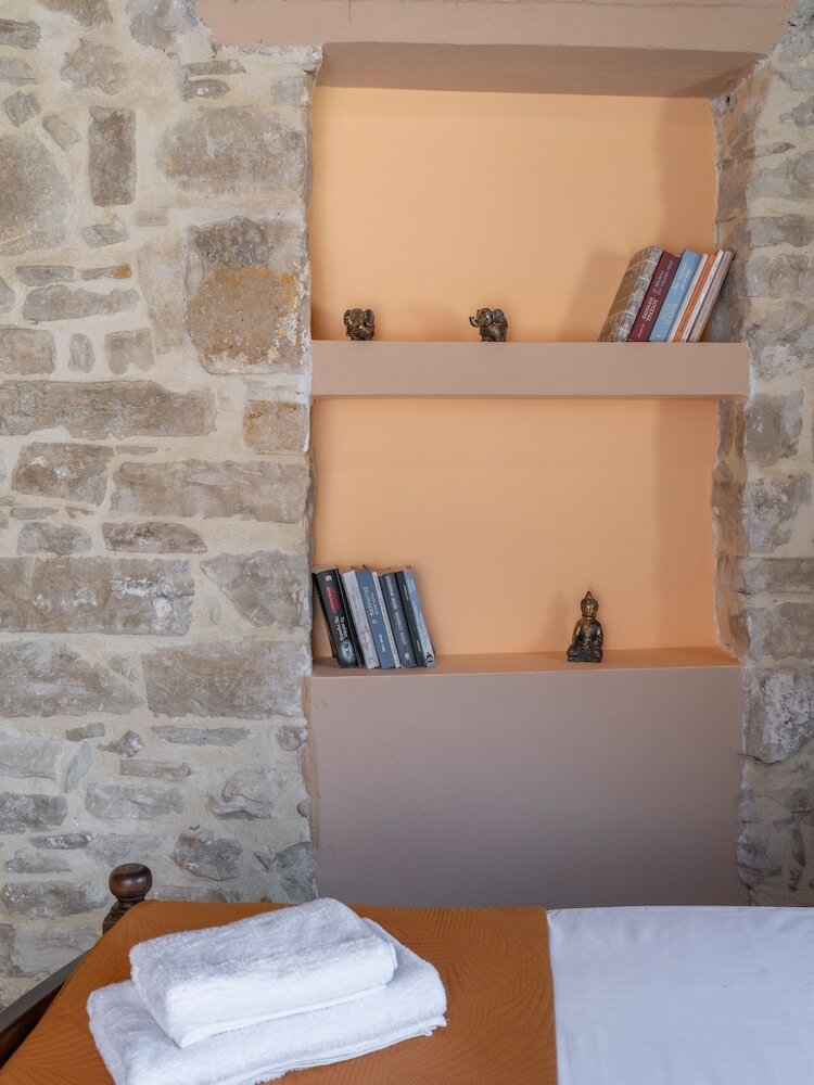 Фото Draganigo Luxury Stone Houses