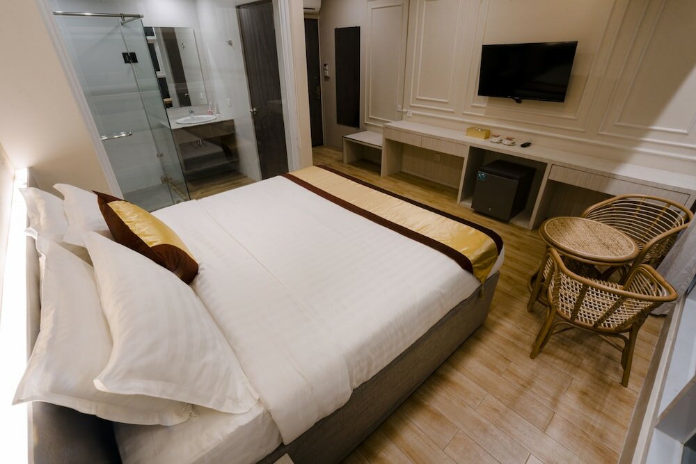 Фото The Rangoon Hotel