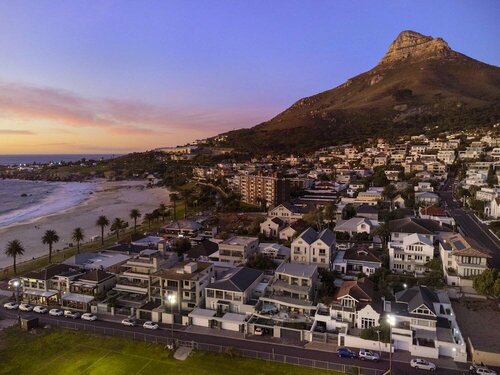 Гостиница Beachside Villa - Camps Bay в Кейптауне
