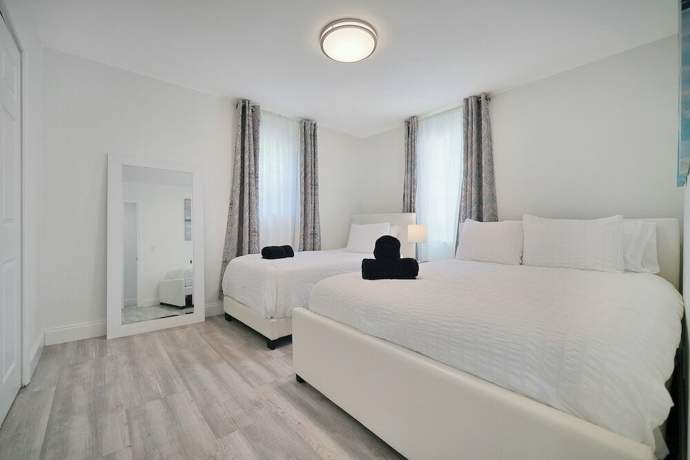 Фото 6 to 42 Guests 6 Kitchens Comfort Retreat Heart Wynwood