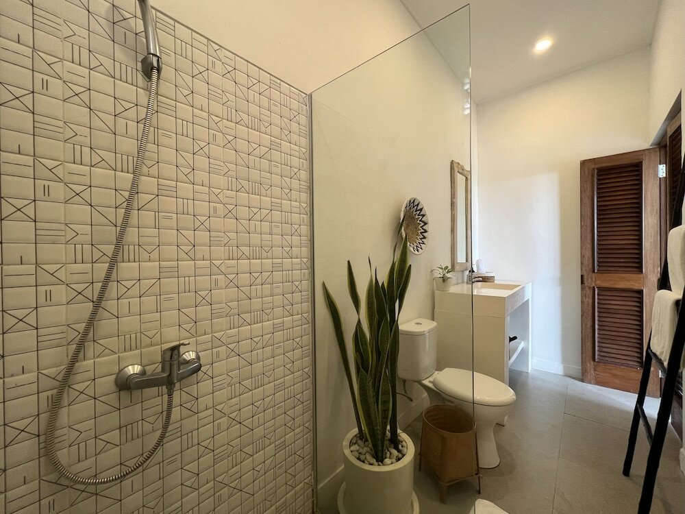 Фото Villa Roman & Alena Canggu