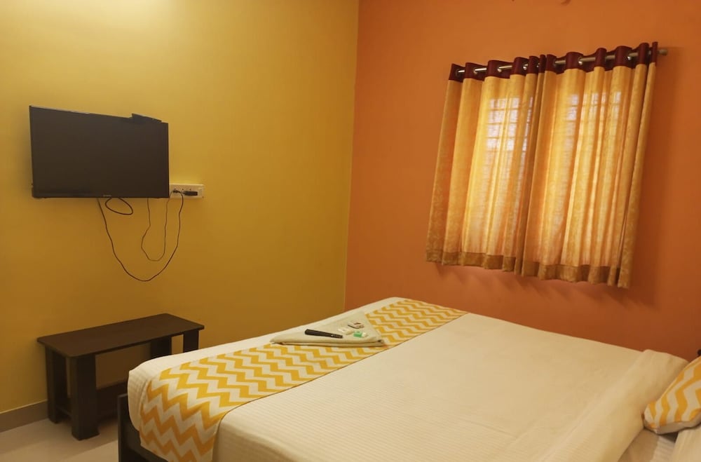 Фото Gt Residency Pondybazaar