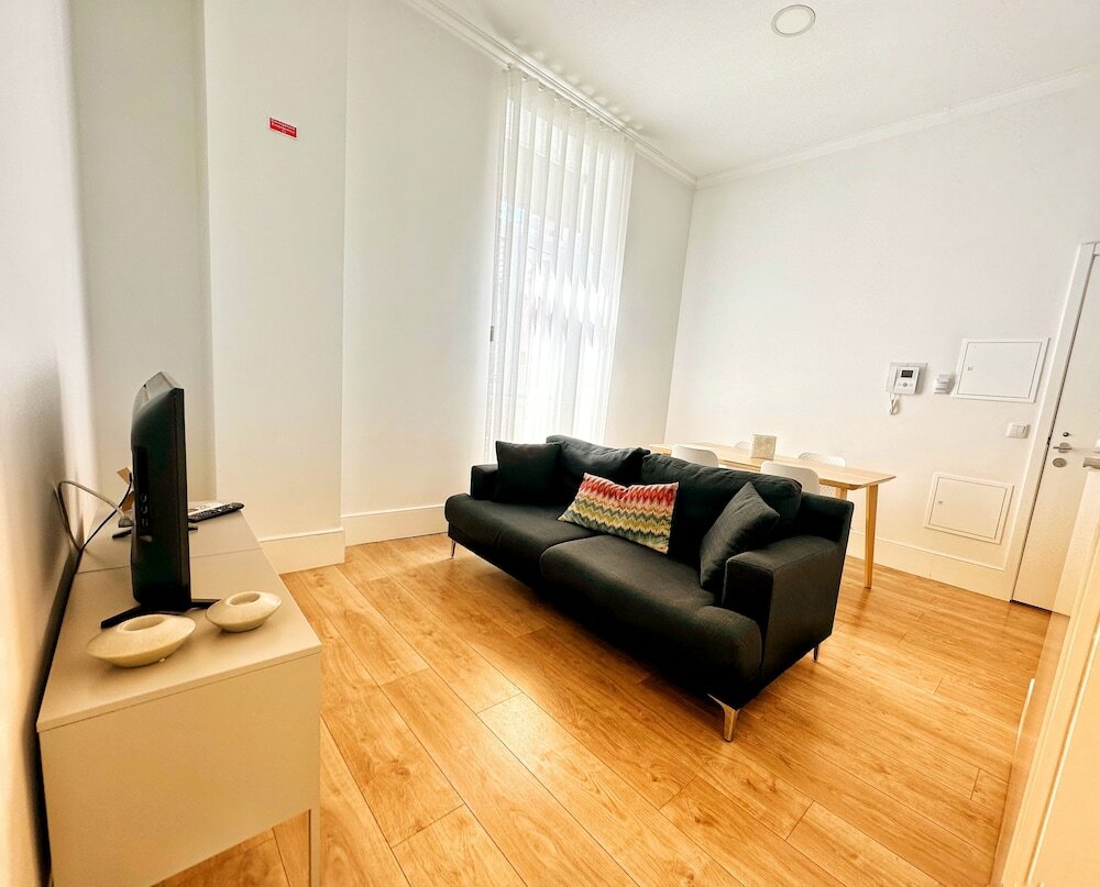 Фото Vibrant Porto Apartments-Heroismo Metro