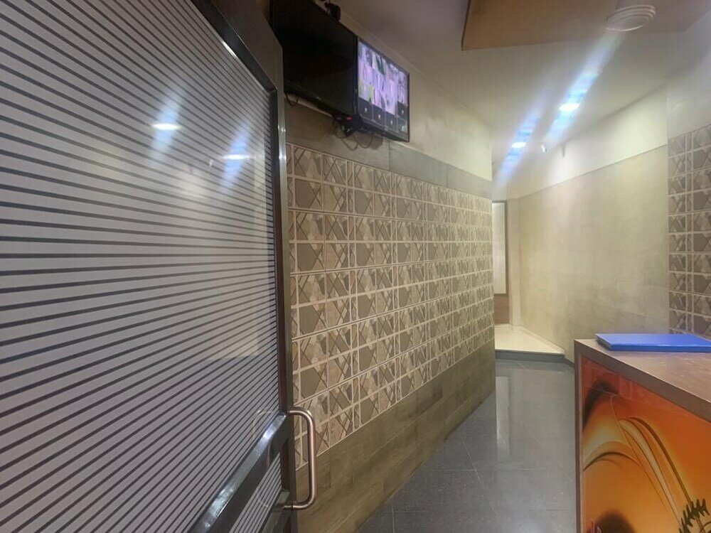 Фото Hotel Royal Residency