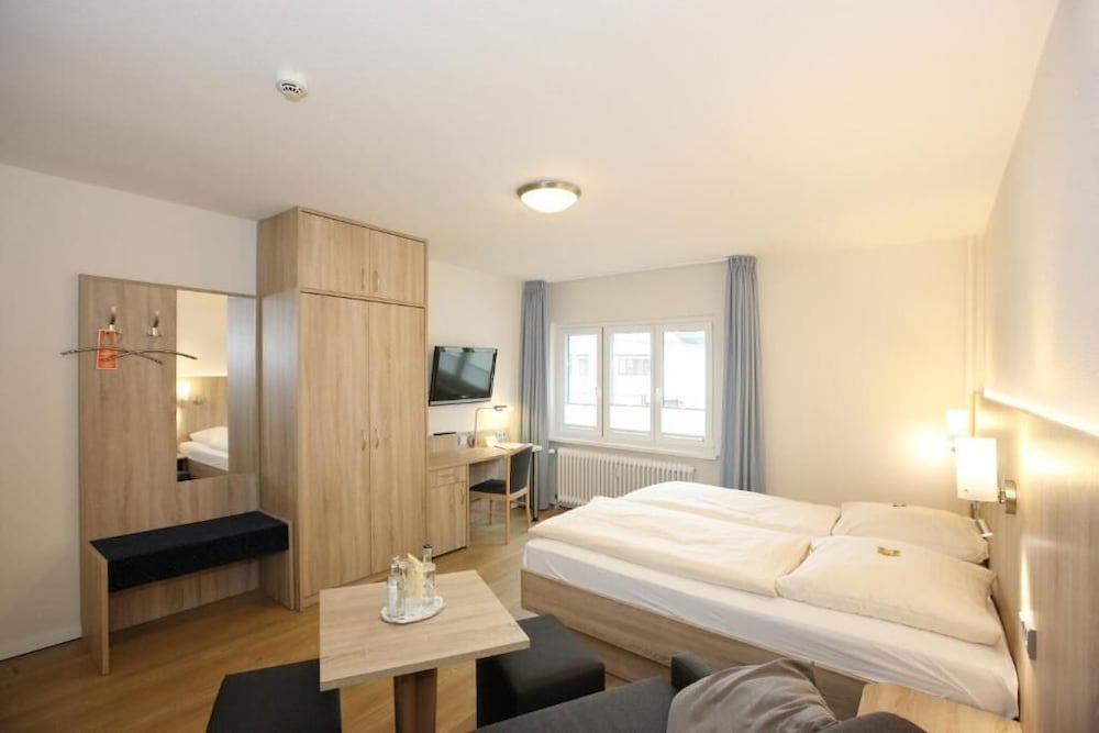 Фото Hotel Kirchspiels Gasthaus