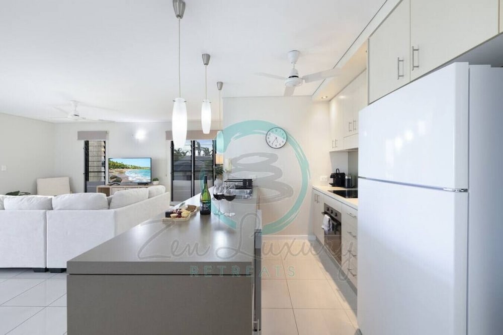 Фото Zen on Stuart - 3 Bedroom Penthouse