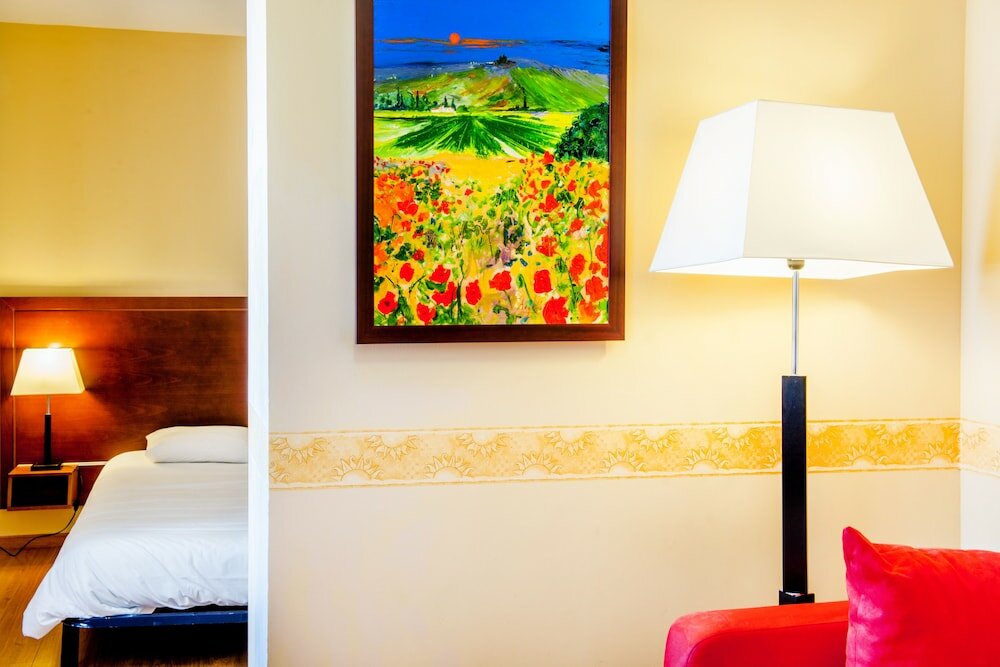 Фото Zenitude Hôtel - Résidences Les Jardins de Lourdes