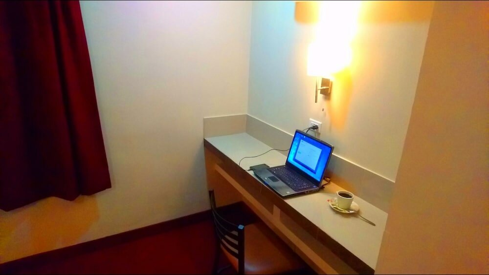 Фото Hotel Royal Inn