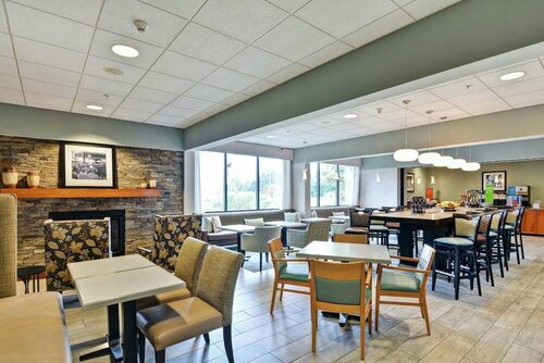 Гостиница Hampton Inn Lewisburg