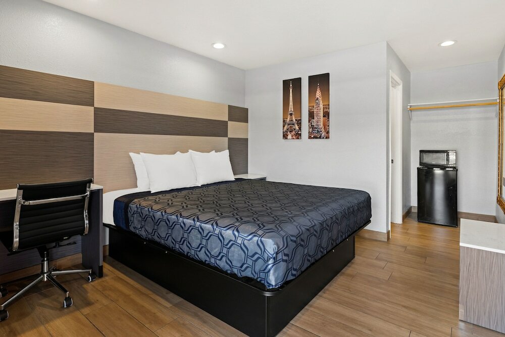 Фото Bay Breeze Inn