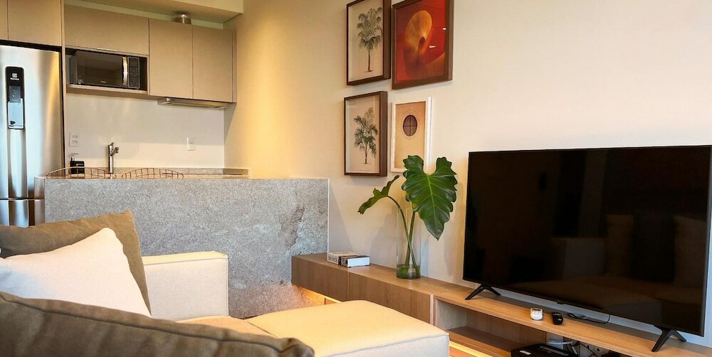 Фото White by Movinn