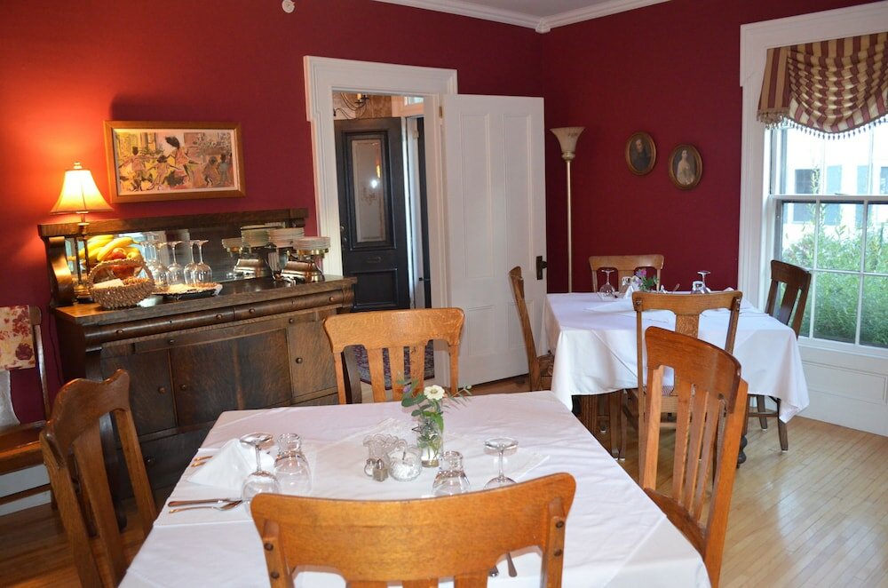 Фото Benjamin F. Packard House