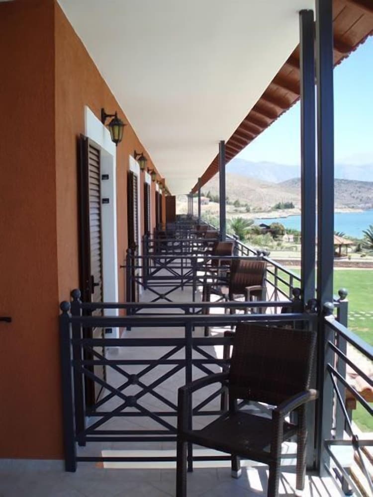 Фото Europa Beach Hotel