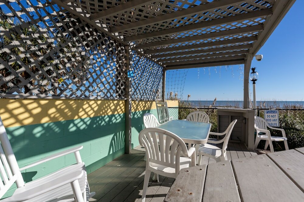 Фото Beach Club at Montego Inn