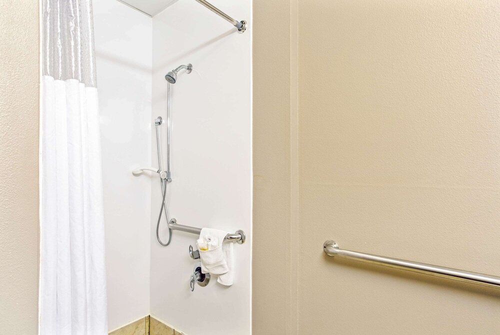 Фото La Quinta Inn & Suites by Wyndham Biloxi