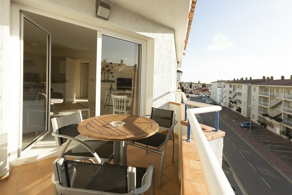 Фото Apartamentos Maurici Park